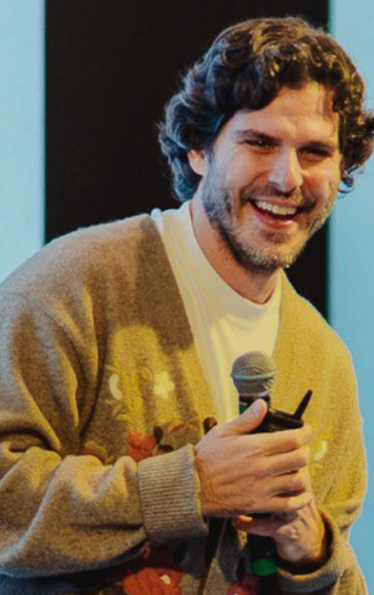 Comunicação Interna e IA: Transparência e Confiança Essenciais - Imagem do artigo original