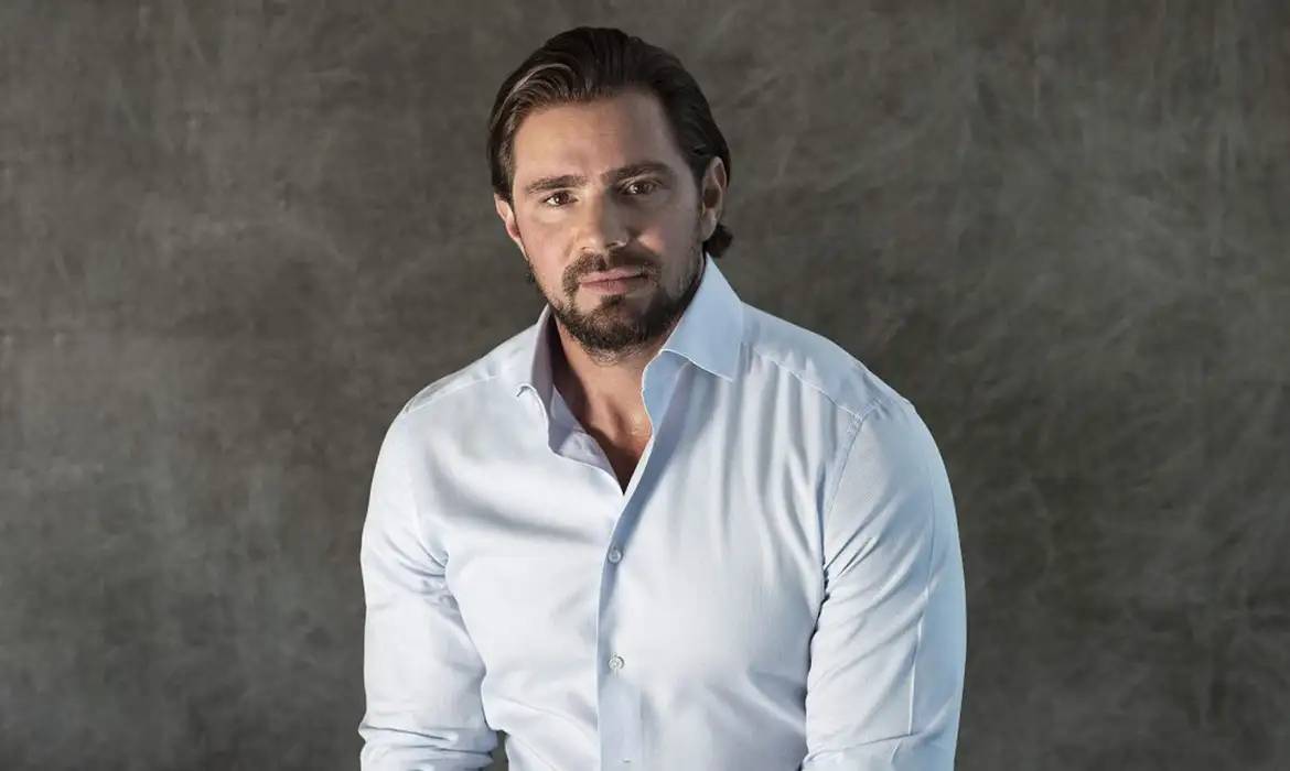 Banqueiro Vorcaro Transferido a Presídio com Famosos em Potim - Imagem do artigo original