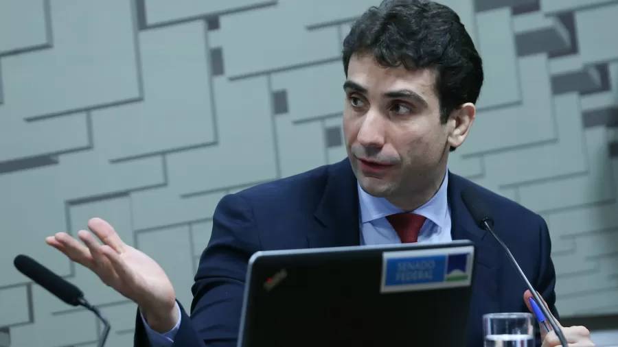 Galípolo: Selic Restritiva, Economia Resiliente e IPCA Pressionado - Imagem do artigo original