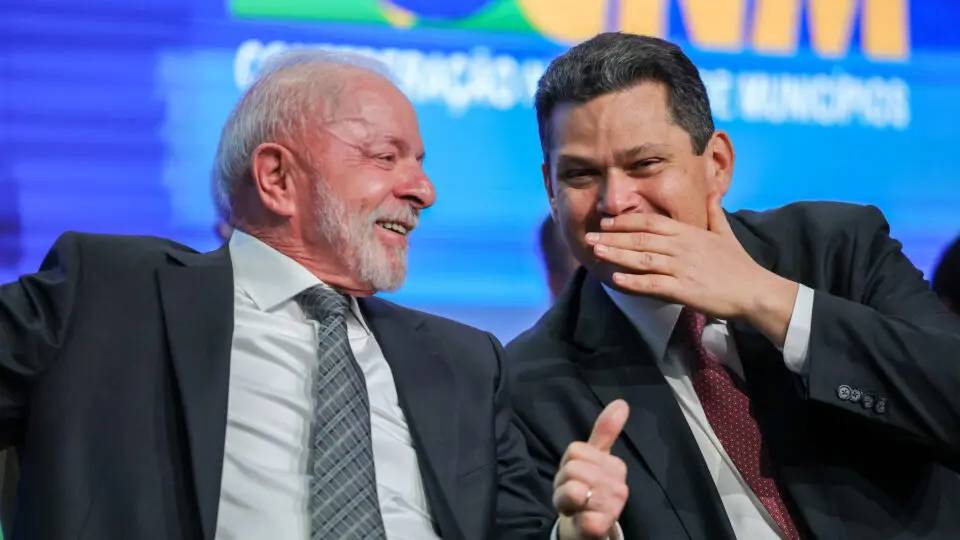 Alcolumbre Pauta-Bomba: Sessão Marcada e Encontro com Lula Trava - Imagem do artigo original